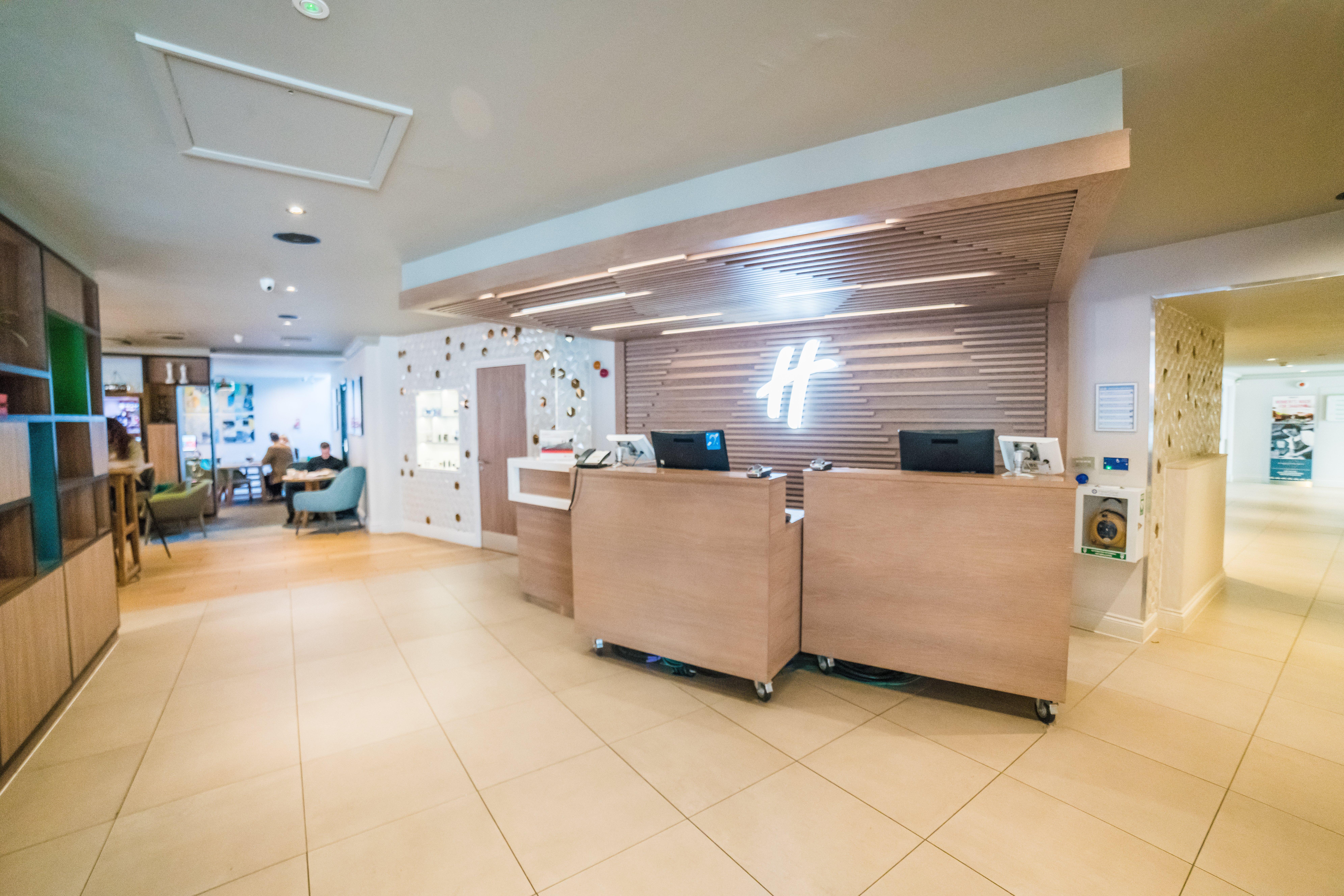 Holiday Inn Brentwood By Ihg Luaran gambar