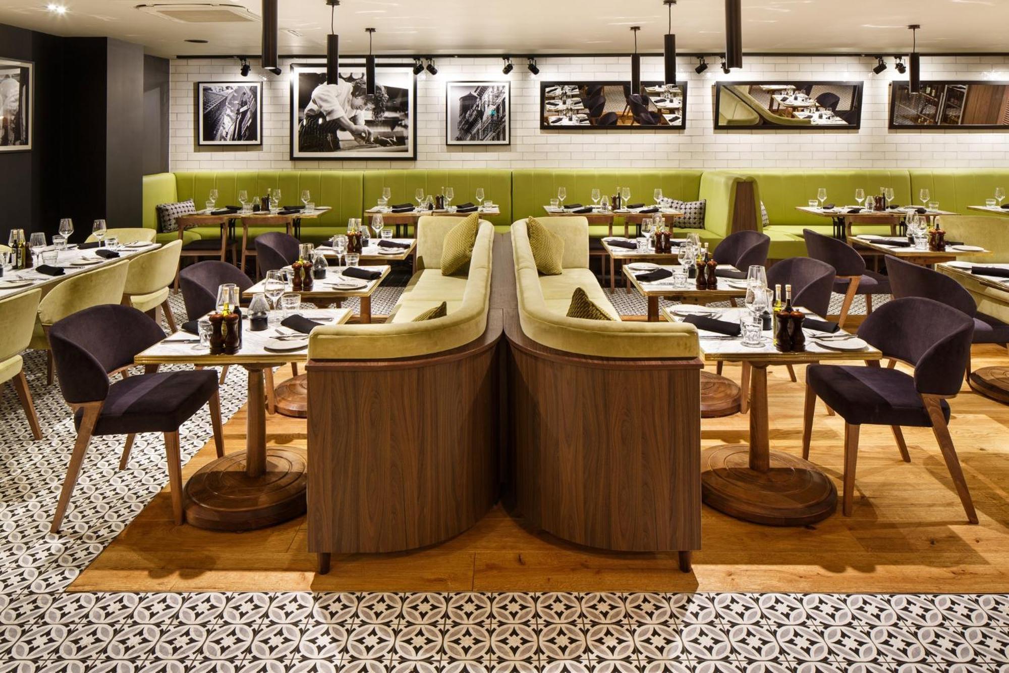 Holiday Inn Brentwood By Ihg Luaran gambar