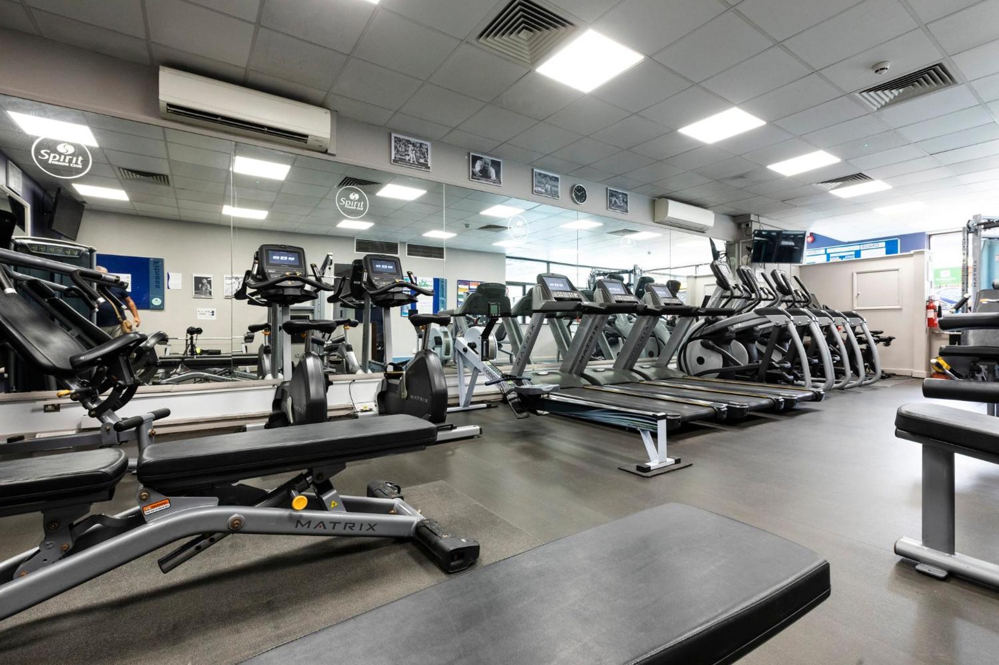 Holiday Inn Brentwood By Ihg Luaran gambar