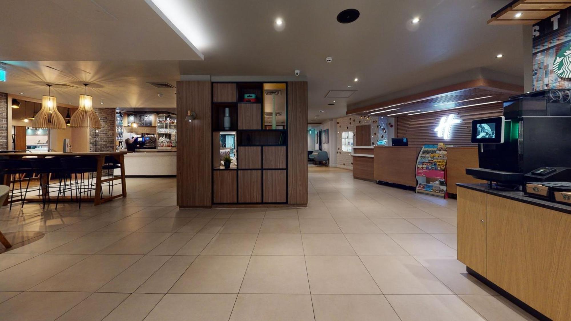 Holiday Inn Brentwood By Ihg Luaran gambar