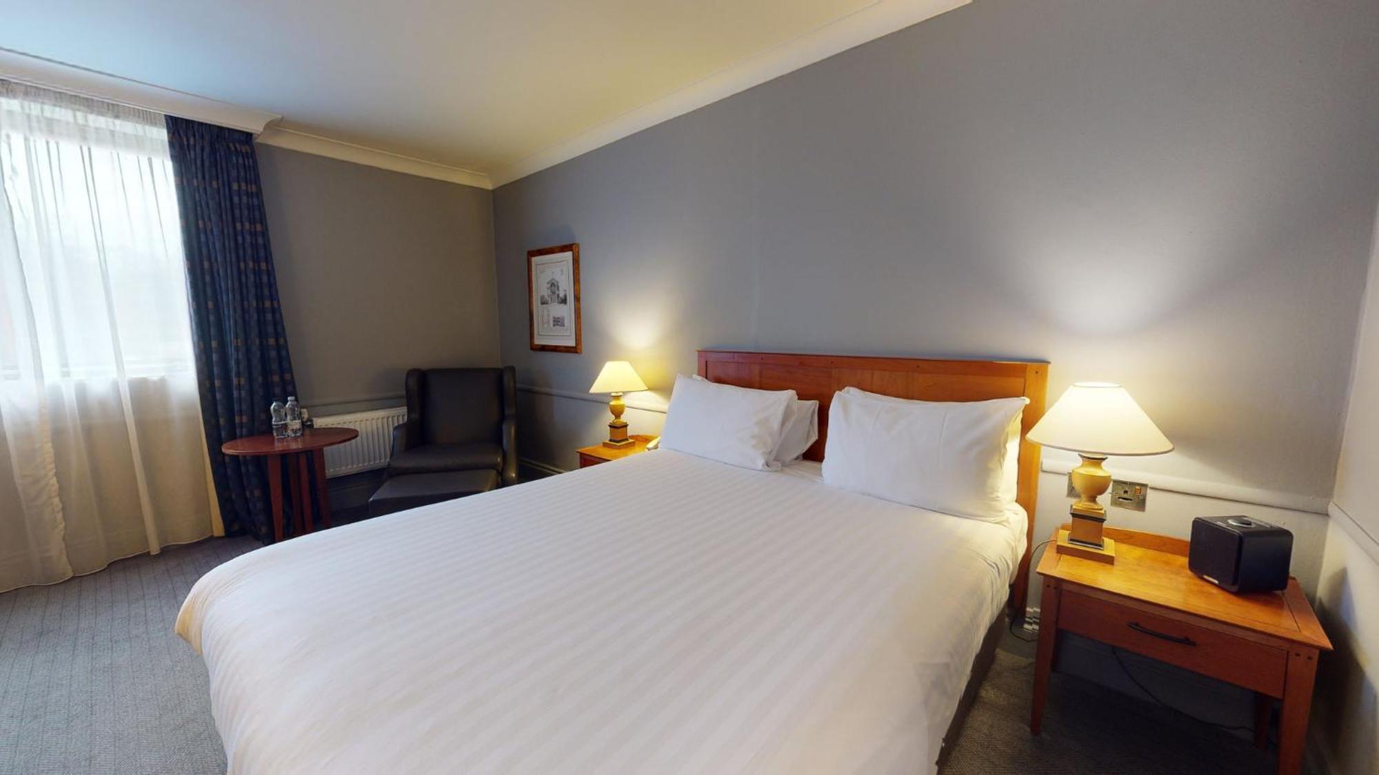 Holiday Inn Brentwood By Ihg Luaran gambar