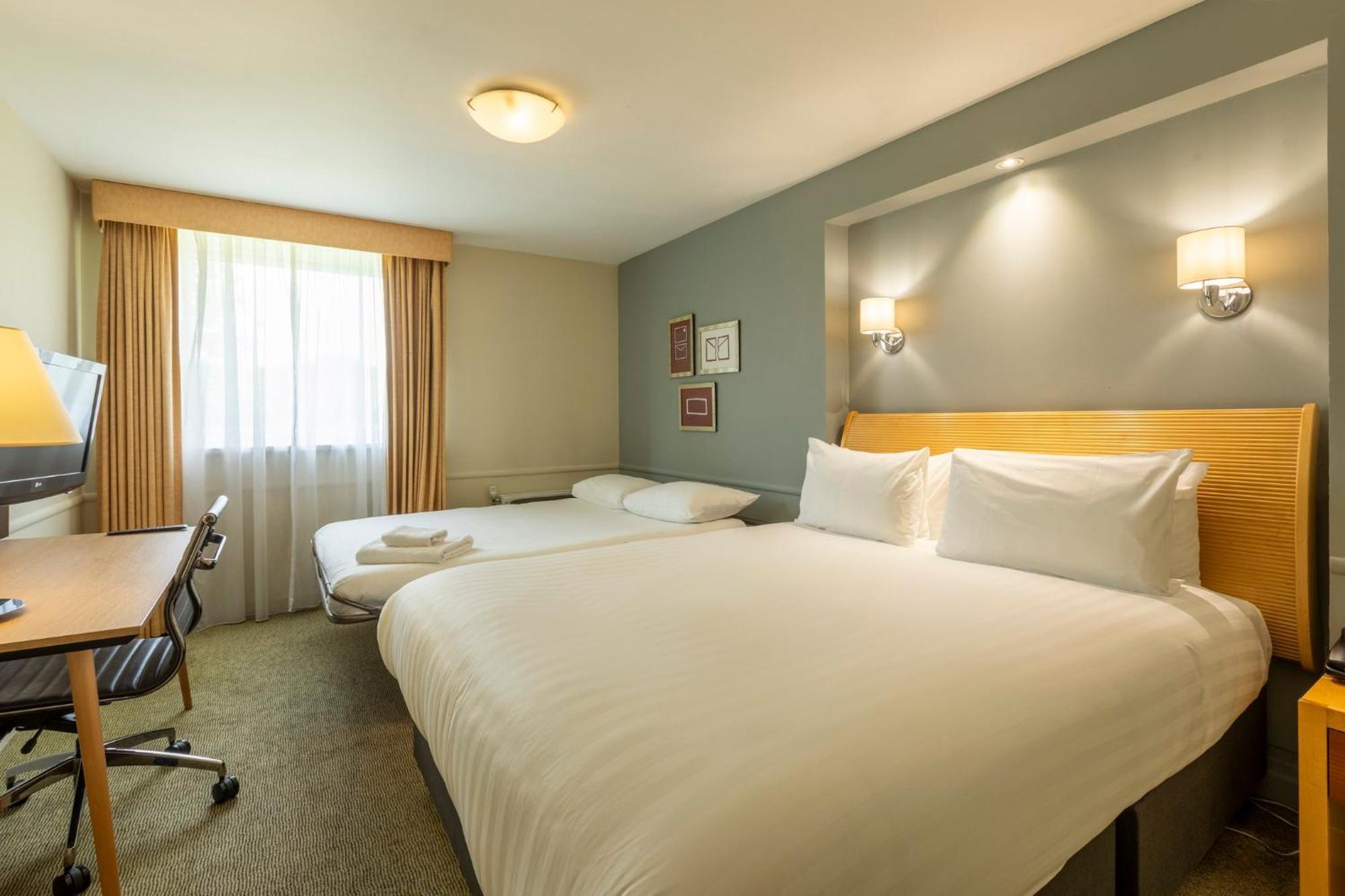 Holiday Inn Brentwood By Ihg Luaran gambar