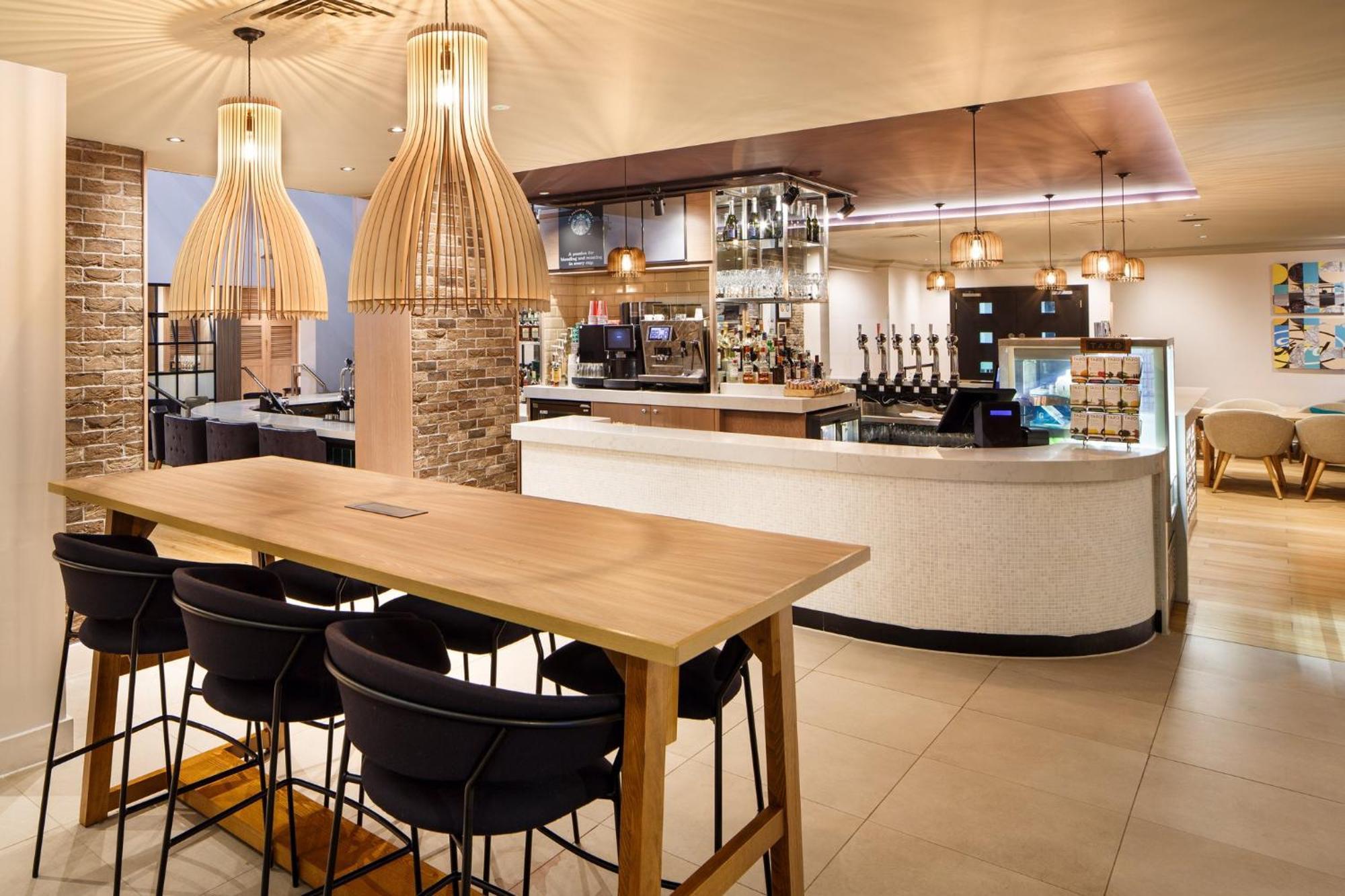 Holiday Inn Brentwood By Ihg Luaran gambar